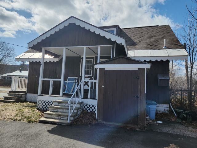 18 Corbin Avenue, Gorham, NH 03581