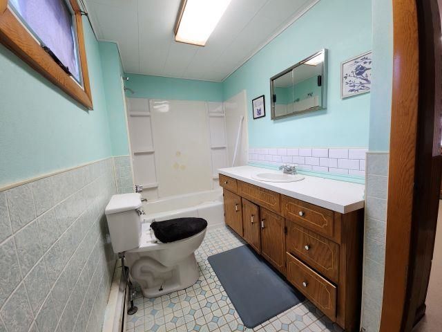 18 Corbin Avenue, Gorham, NH 03581