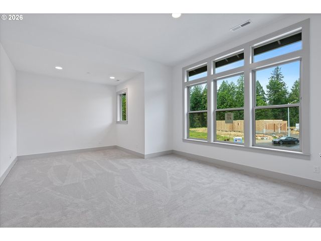 14167 Se Iseli Ln, Clackamas, OR 97015