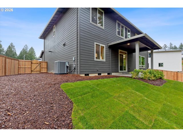 14167 Se Iseli Ln, Clackamas, OR 97015