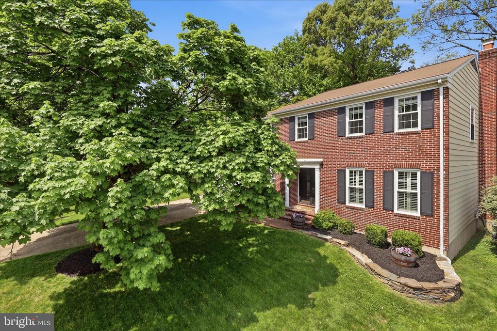 5208 RUFFNER WOODS CT, Burke, VA 22015