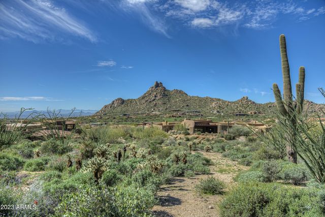 10585 E CRESCENT MOON Drive 45, Scottsdale, AZ 85262