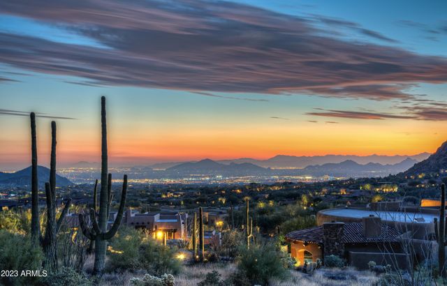 10585 E CRESCENT MOON Drive 45, Scottsdale, AZ 85262