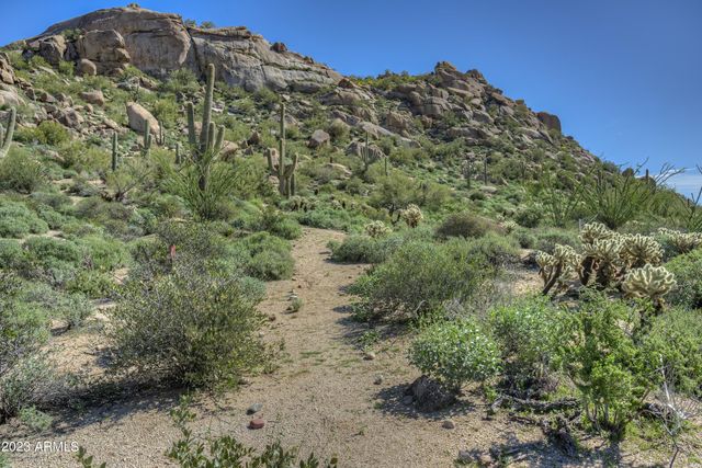 10585 E CRESCENT MOON Drive 45, Scottsdale, AZ 85262