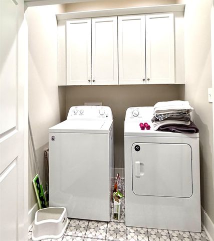 200 CHVAL DR, Counce, TN 38326