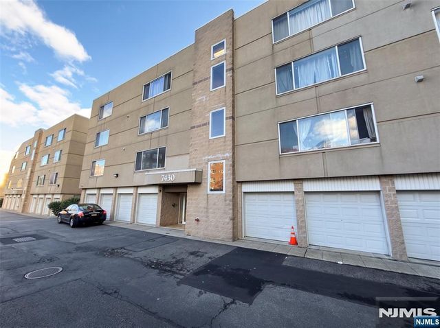 7430 JFK Blvd E, North Bergen, NJ 07047