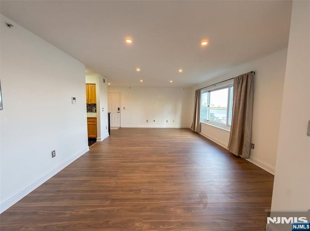 7430 JFK Blvd E, North Bergen, NJ 07047