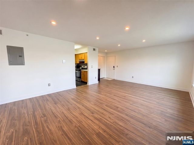 7430 JFK Blvd E, North Bergen, NJ 07047