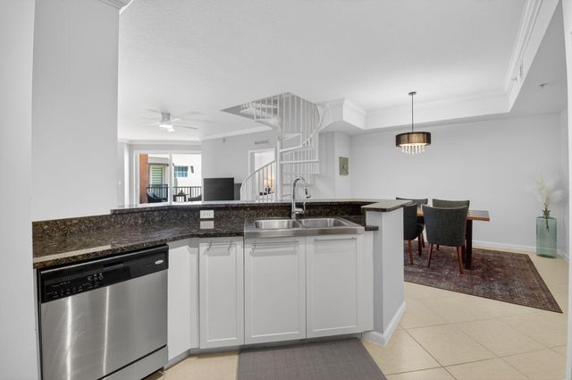 225 NE 1st Street 415, Delray Beach, FL 33444