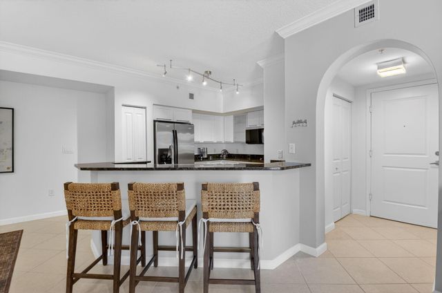225 NE 1st Street 415, Delray Beach, FL 33444