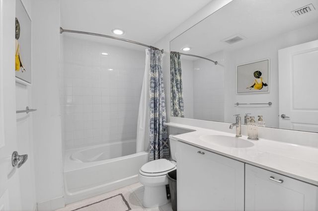 225 NE 1st Street 415, Delray Beach, FL 33444