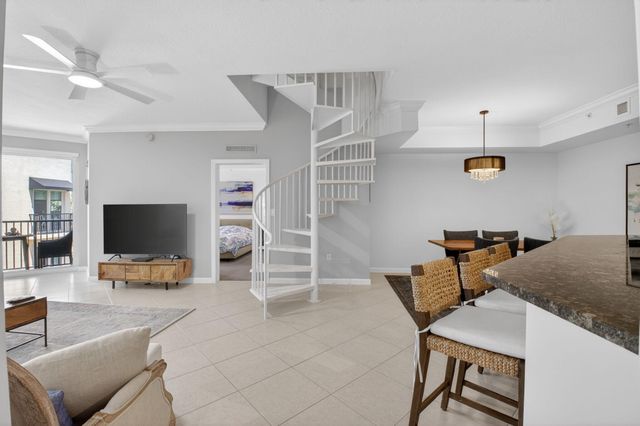225 NE 1st Street 415, Delray Beach, FL 33444