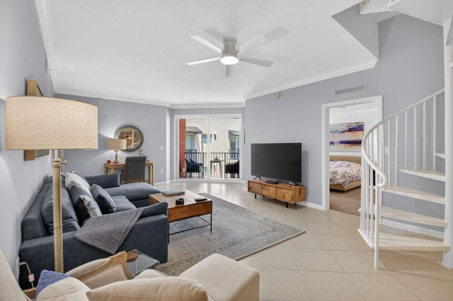 225 NE 1st Street 415, Delray Beach, FL 33444