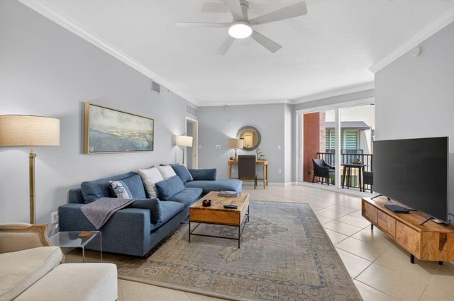 225 NE 1st Street 415, Delray Beach, FL 33444