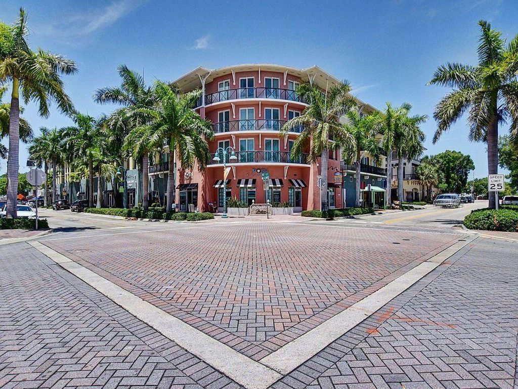 225 NE 1st Street 415, Delray Beach, FL 33444