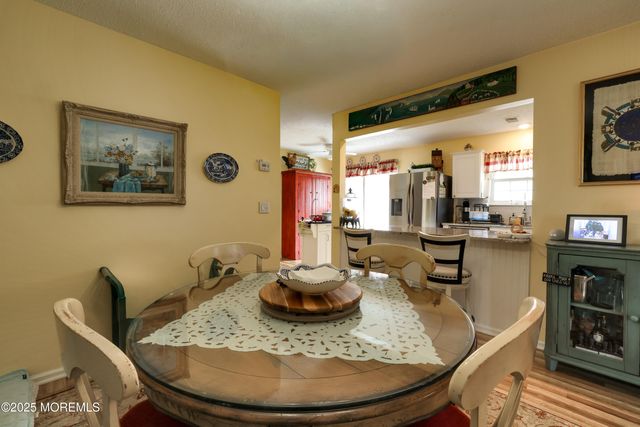 13 Sequoia Court, Barnegat, NJ 08005