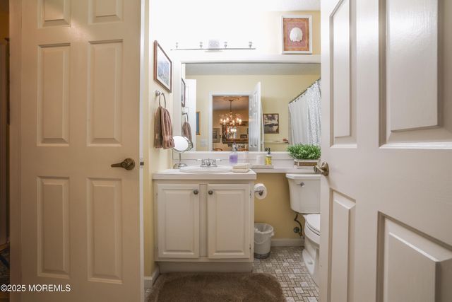 13 Sequoia Court, Barnegat, NJ 08005