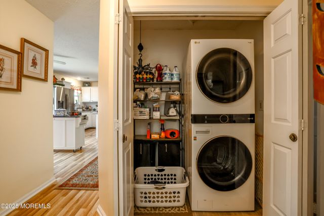 13 Sequoia Court, Barnegat, NJ 08005