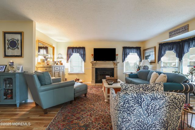 13 Sequoia Court, Barnegat, NJ 08005