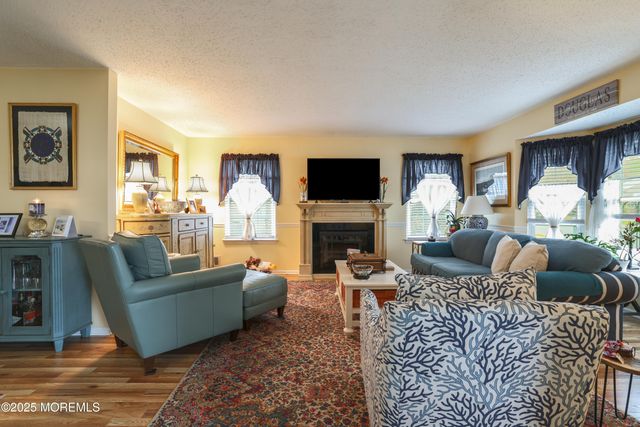 13 Sequoia Court, Barnegat, NJ 08005