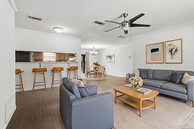 7619 PIPERS SWAN ST, San Antonio, TX 78251