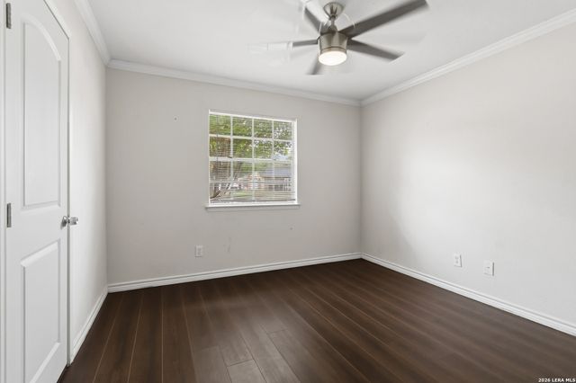 7619 PIPERS SWAN ST, San Antonio, TX 78251