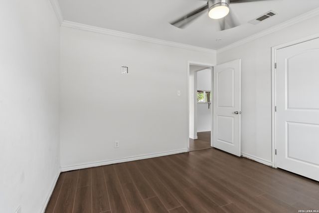 7619 PIPERS SWAN ST, San Antonio, TX 78251