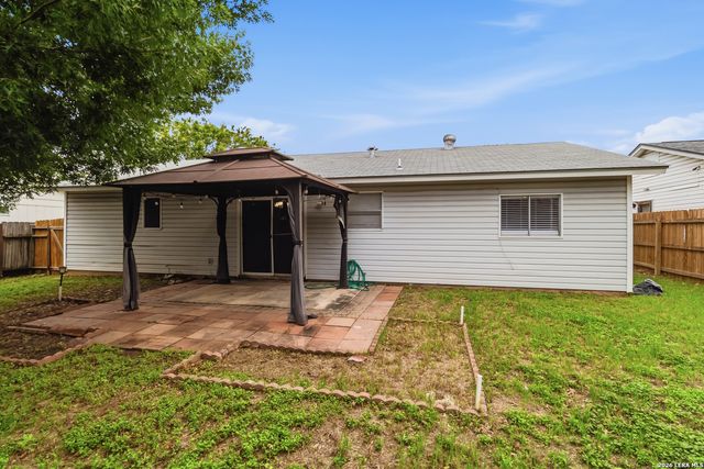 7619 PIPERS SWAN ST, San Antonio, TX 78251