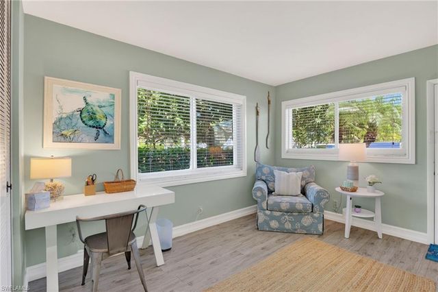 421 12th AVE S A1, Naples, FL 34102