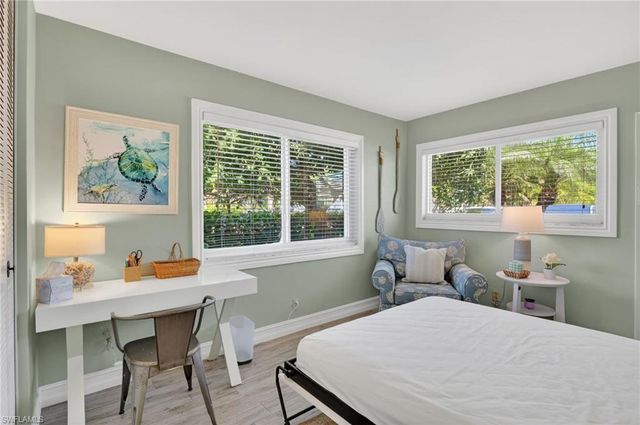 421 12th AVE S A1, Naples, FL 34102