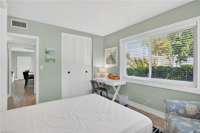 421 12th AVE S A1, Naples, FL 34102
