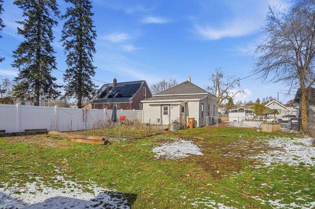 1123 W York Ave, Spokane, WA 99205