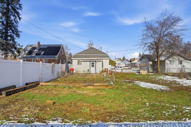 1123 W York Ave, Spokane, WA 99205