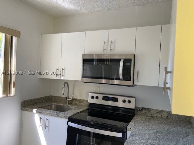 828 SW 20th Ave 2, Miami, FL 33135