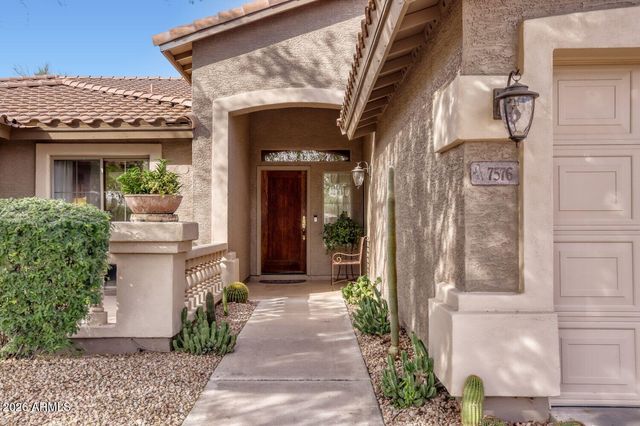 7576 E TAILFEATHER Drive, Scottsdale, AZ 85255