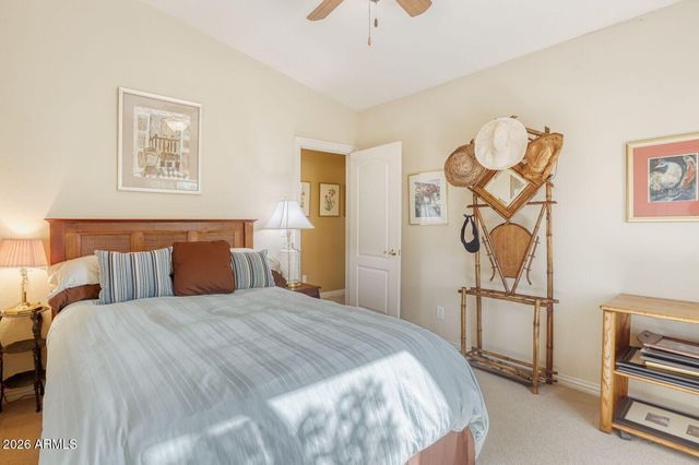 7576 E TAILFEATHER Drive, Scottsdale, AZ 85255