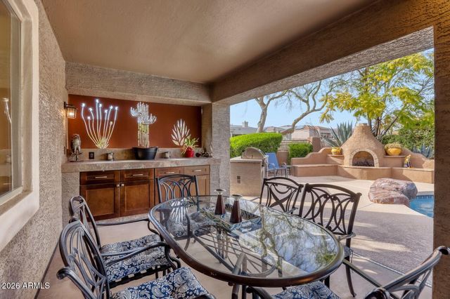 7576 E TAILFEATHER Drive, Scottsdale, AZ 85255