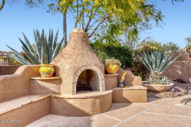 7576 E TAILFEATHER Drive, Scottsdale, AZ 85255