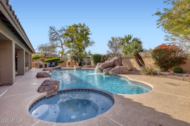 7576 E TAILFEATHER Drive, Scottsdale, AZ 85255