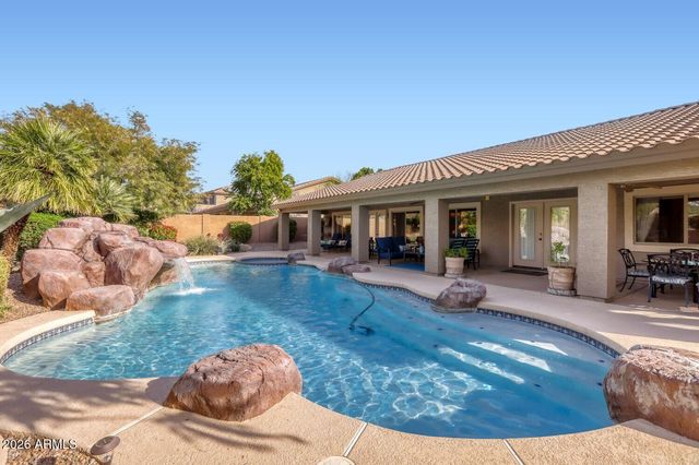 7576 E TAILFEATHER Drive, Scottsdale, AZ 85255