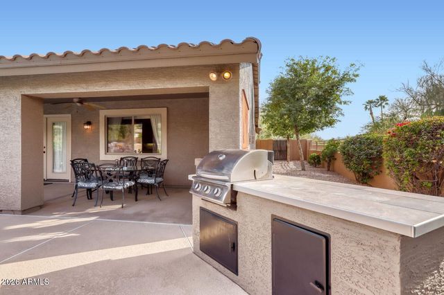 7576 E TAILFEATHER Drive, Scottsdale, AZ 85255