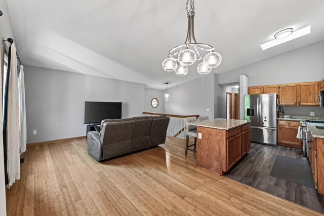 6865 Romeo Road, Woodbury, MN 55125