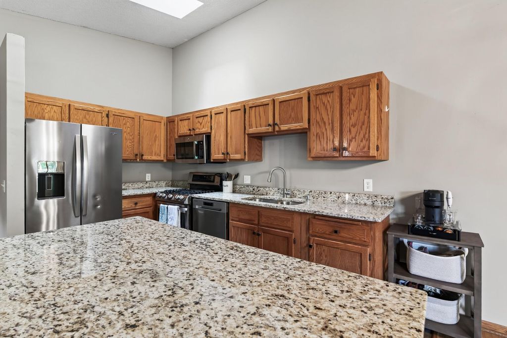 6865 Romeo Road, Woodbury, MN 55125 — photo 3