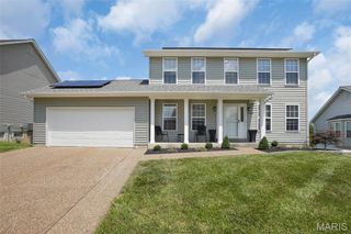 1204 Quiet Woods Drive, St Peters, MO 63376