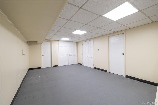 25 Aldred Avenue 1, Rockville Centre, NY 11570