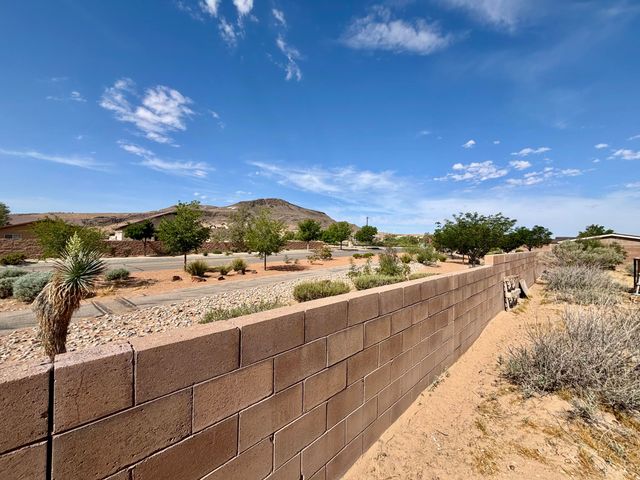 3601 WAGON WHEEL Street SW, Los Lunas, NM 87031