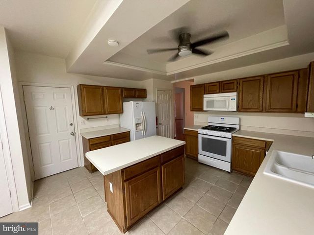 2807 WHITE BIRCH CT, Woodbridge, VA 22192