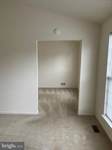 2807 WHITE BIRCH CT, Woodbridge, VA 22192