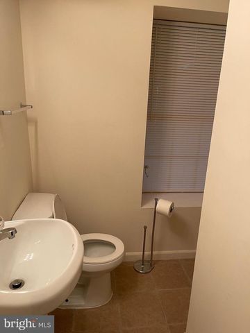 2807 WHITE BIRCH CT, Woodbridge, VA 22192