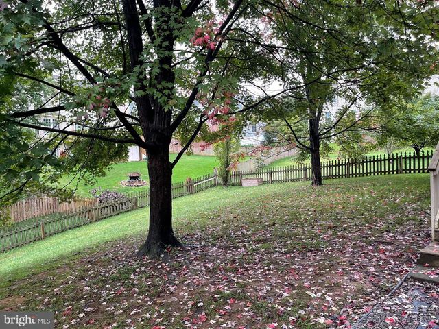 2807 WHITE BIRCH CT, Woodbridge, VA 22192